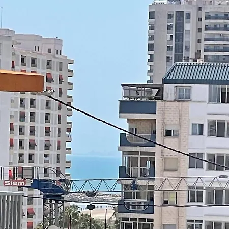 Nuevo, A 80 Metros Del Mar Y La Playa